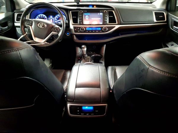 2015 TOYOTA HIGHLANDER