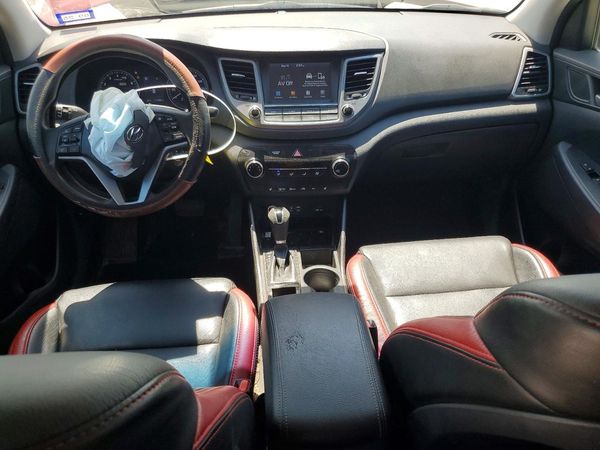 2018 HYUNDAI TUCSON