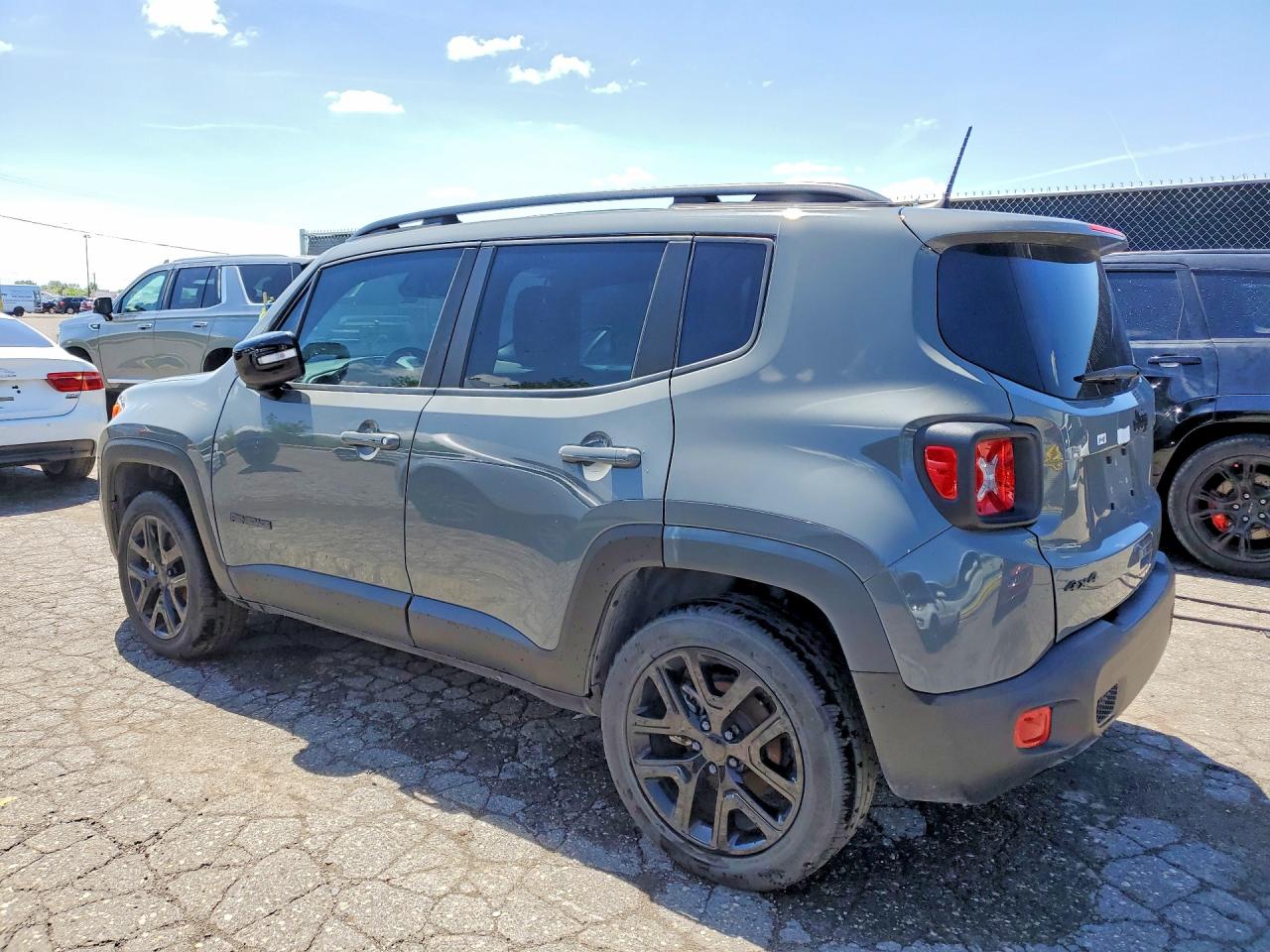 2022 JEEP RENEGADE LATITUDE 4X4
