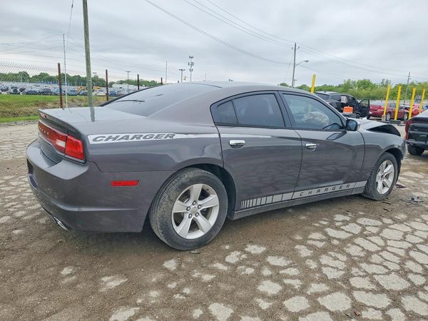 2014 DODGE CHARGER SE