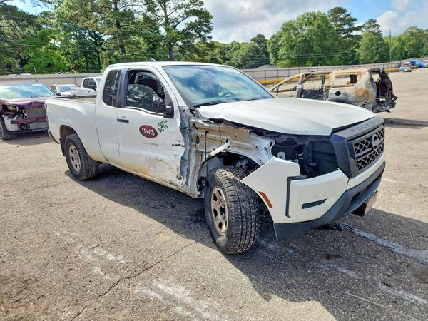 2022 NISSAN FRONTIER