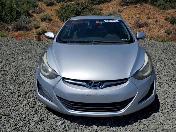 2014 HYUNDAI ELANTRA GLS (Middle)