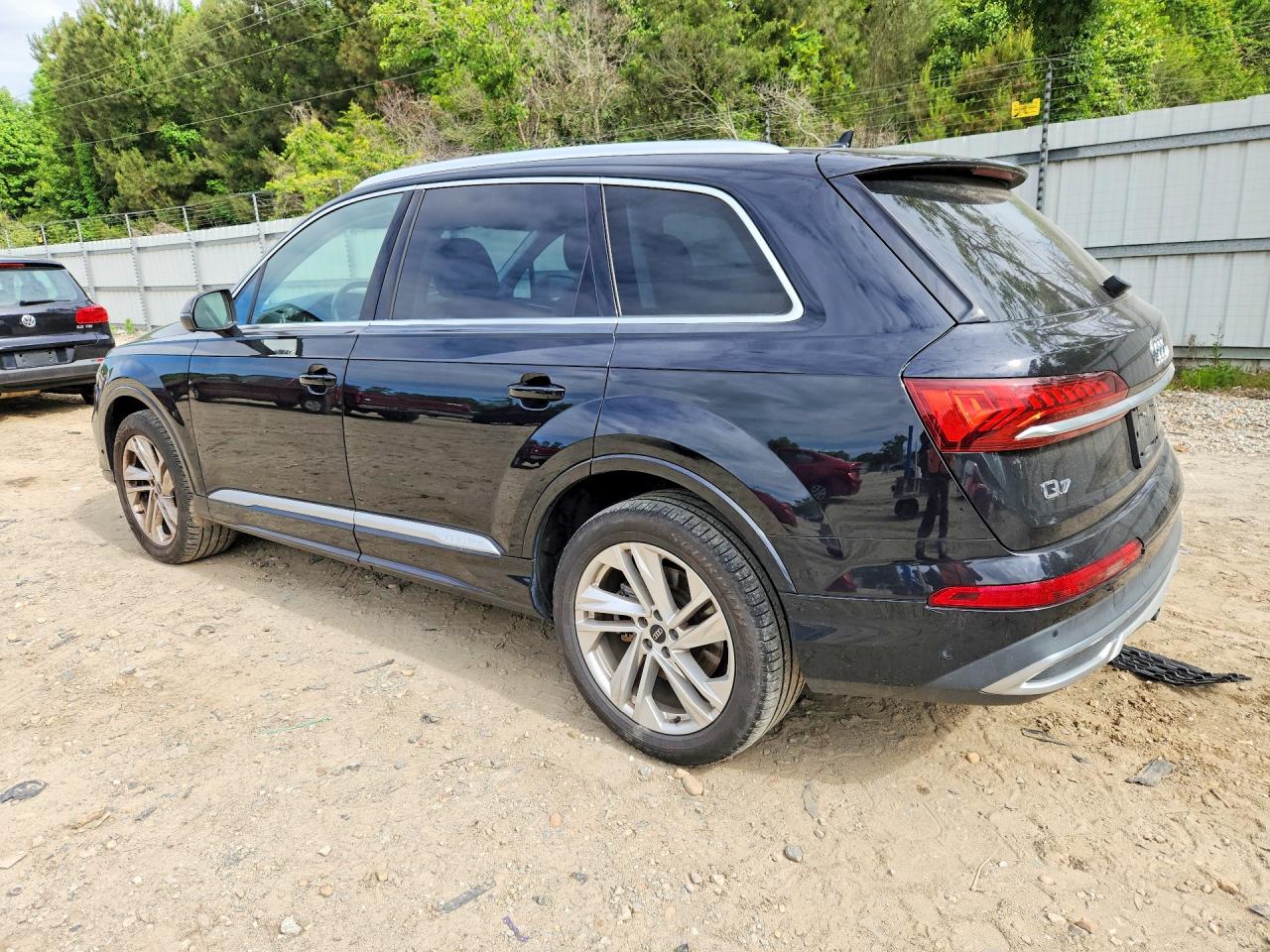 2021 AUDI Q7 quattro Premium Plus