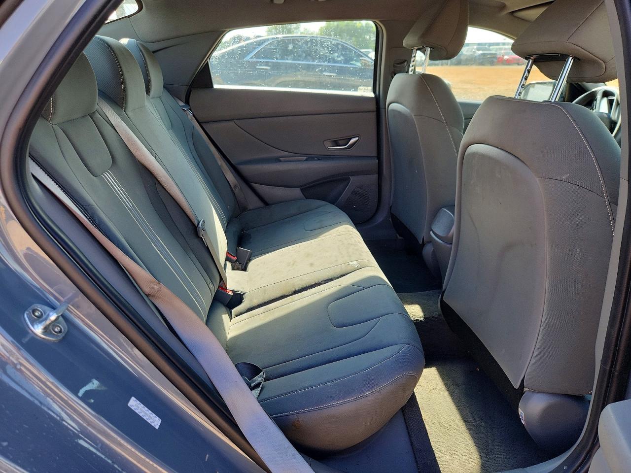 2022 HYUNDAI ELANTRA SEL w/ Convenience Pkg