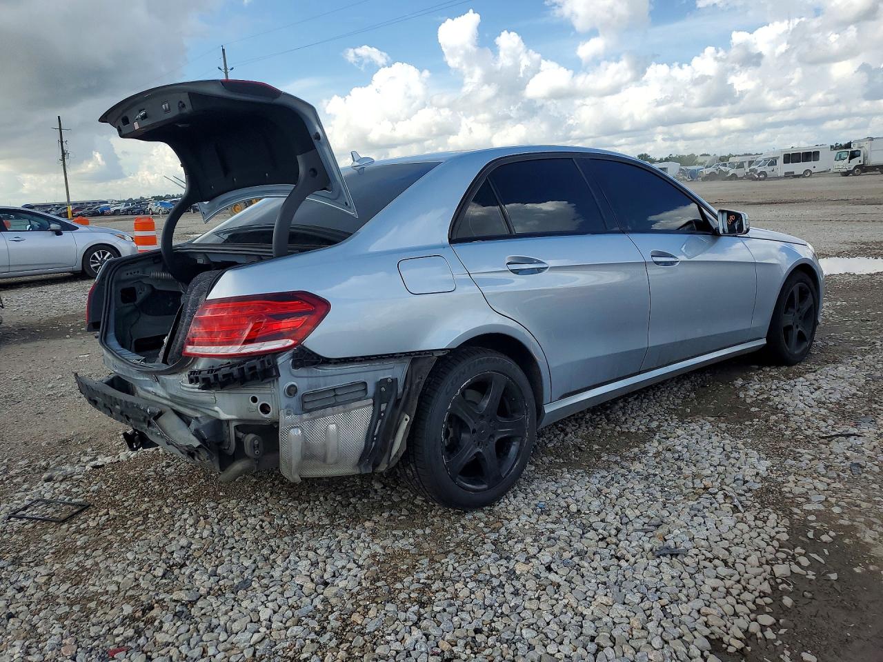 2016 MERCEDES-BENZ E E350