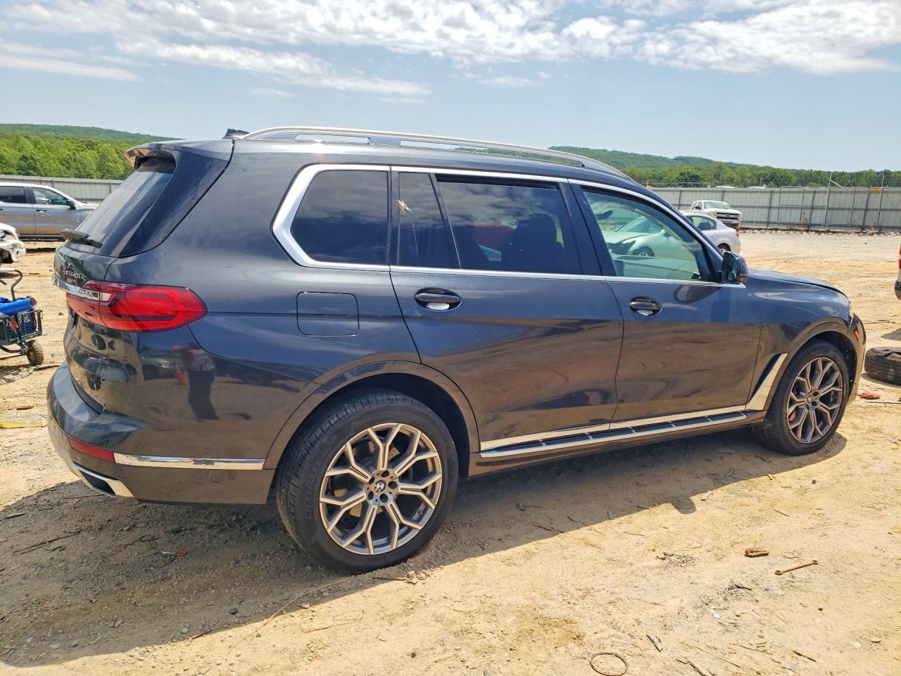 2020 BMW X7 xDrive40i