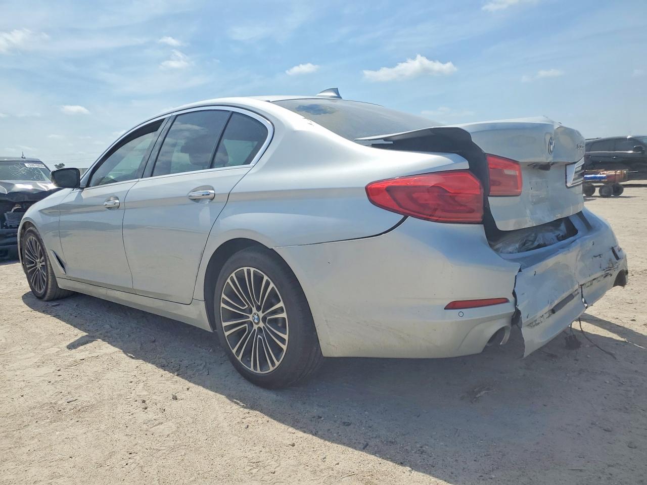 2018 BMW 530