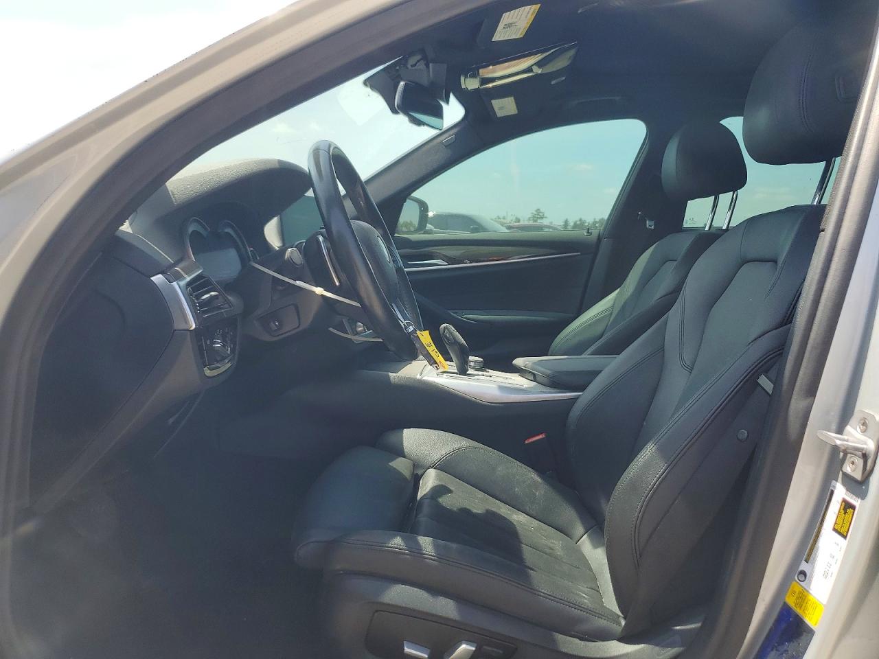 2018 BMW 530