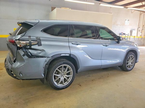2020 TOYOTA HIGHLANDER XLE Nav