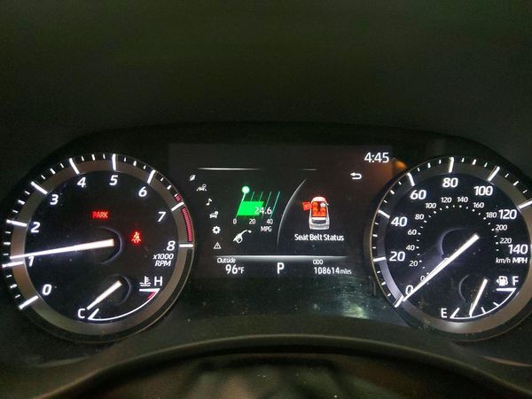 2020 TOYOTA HIGHLANDER XLE Nav