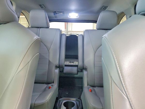 2020 TOYOTA HIGHLANDER XLE Nav