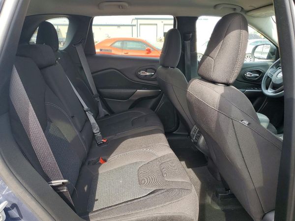2021 JEEP CHEROKEE LATITUDE FWD