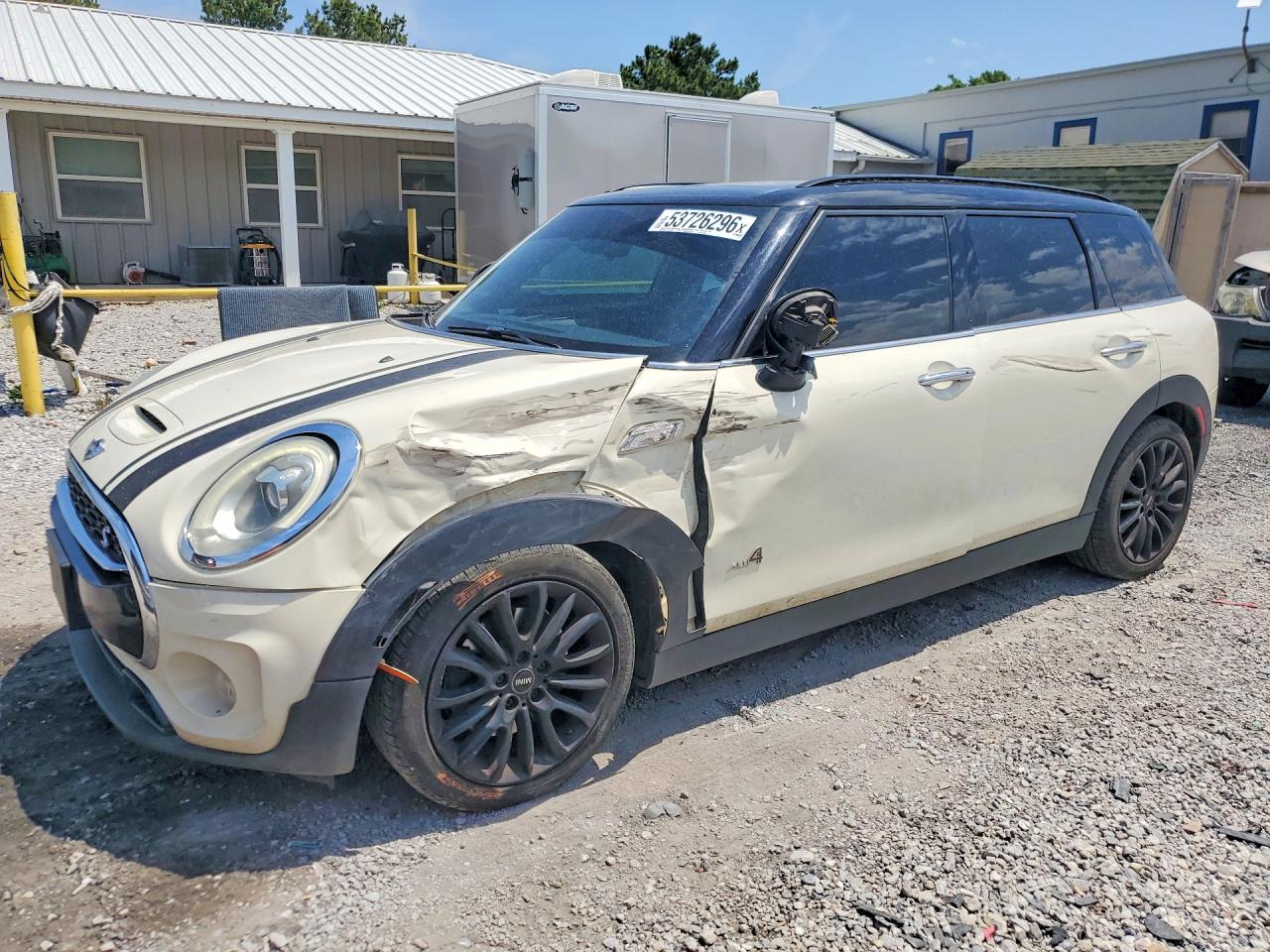 2017 MINI COOPER