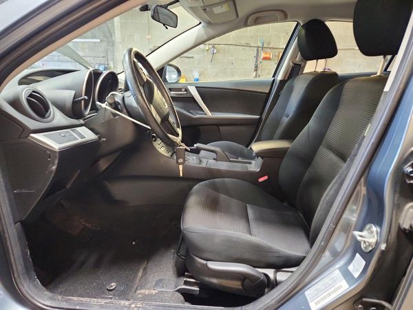 2012 MAZDA 3 Touring/GS