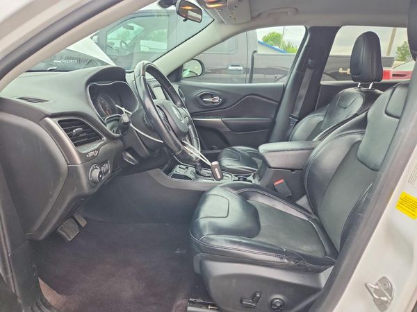 2019 JEEP CHEROKEE LATITUDE PLUS FWD