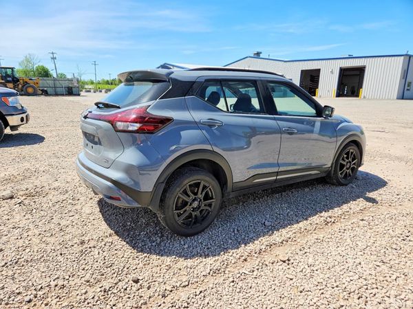 2024 NISSAN KICKS