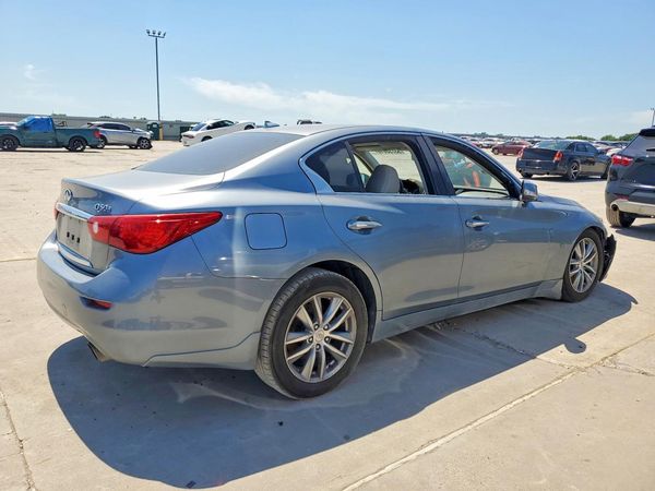 2015 INFINITI Q50