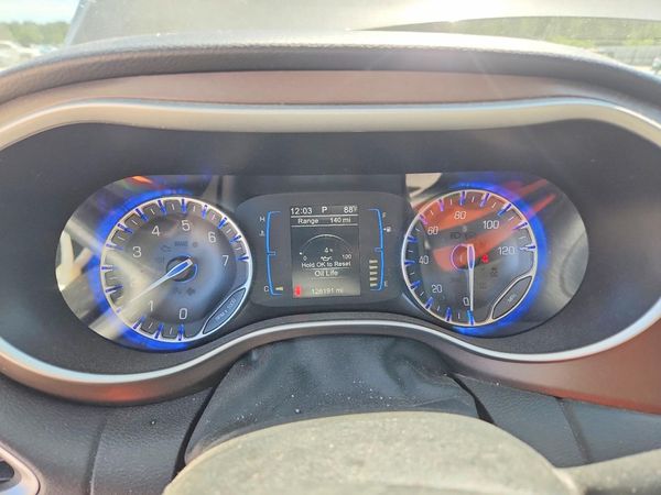 2017 CHRYSLER PACIFICA