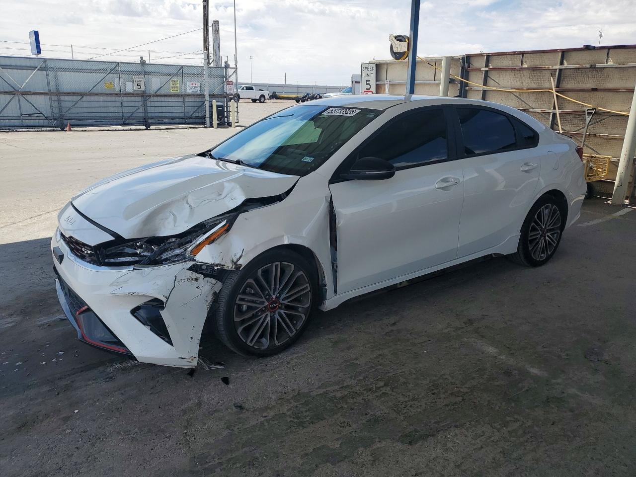 2022 KIA FORTE GT