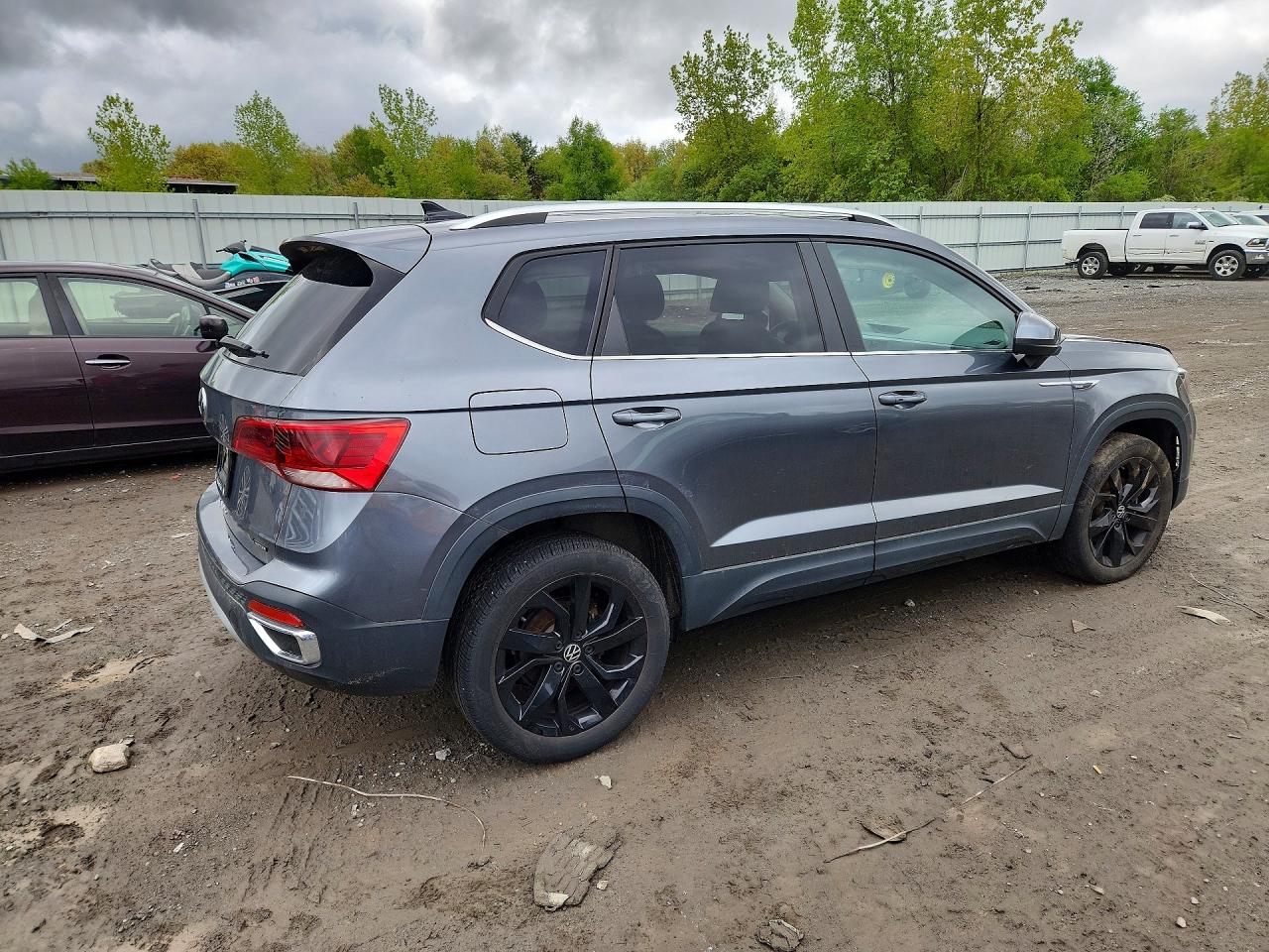 2022 VOLKSWAGEN TAOS SE