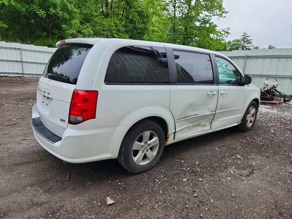 2013 DODGE GRAND CARAVAN SE