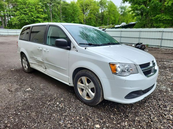 2013 DODGE GRAND CARAVAN SE