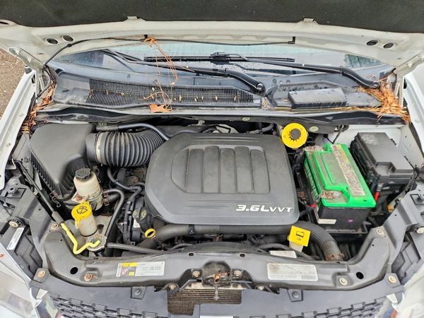 2013 DODGE GRAND CARAVAN SE