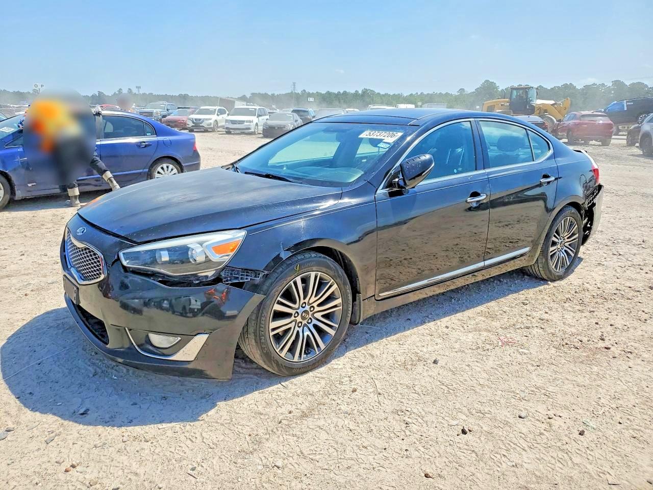 2015 KIA CADENZA