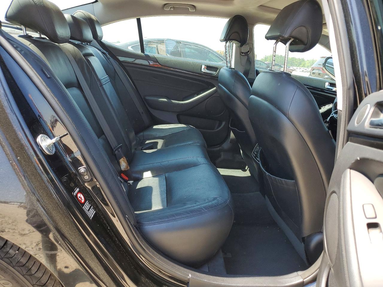 2015 KIA CADENZA