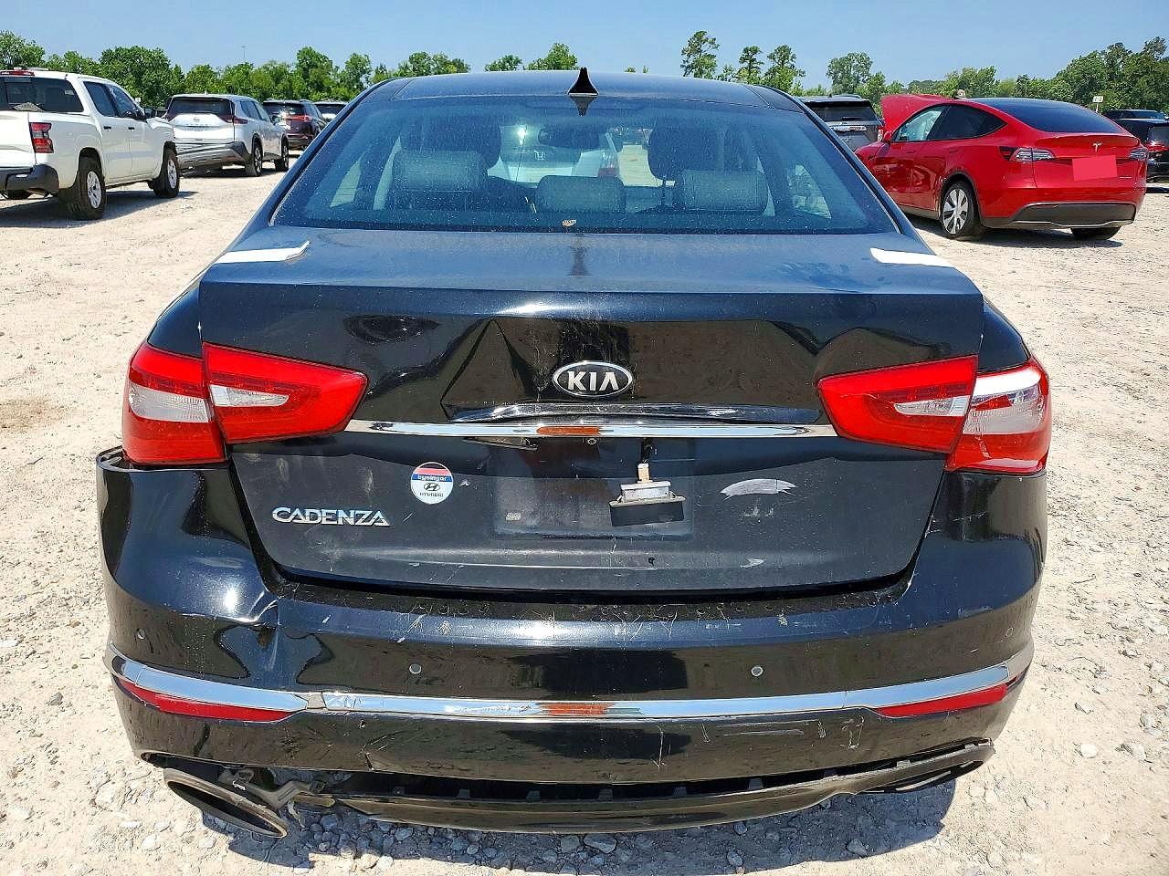 2015 KIA CADENZA