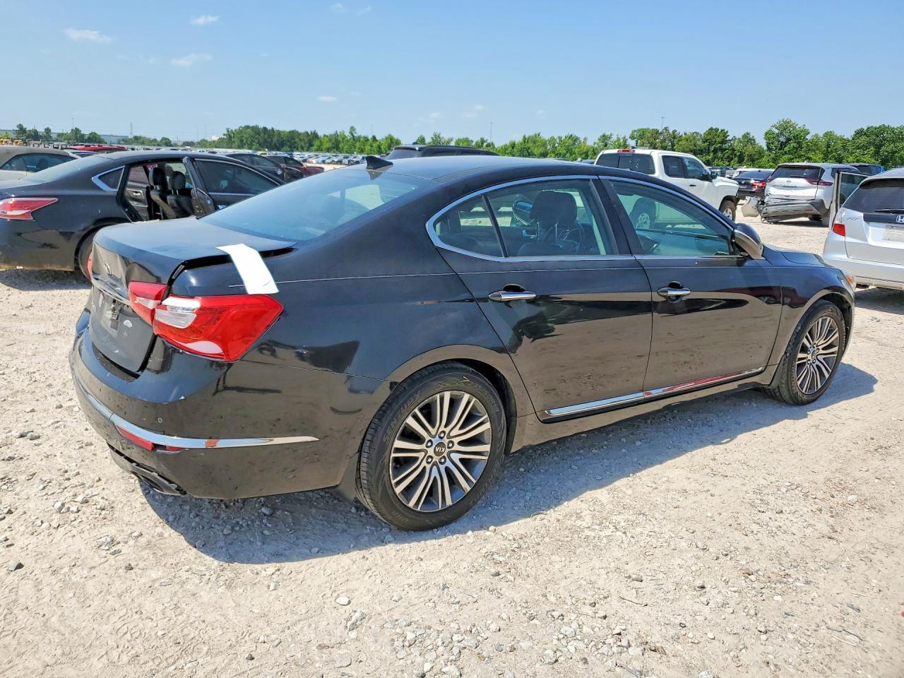 2015 KIA CADENZA