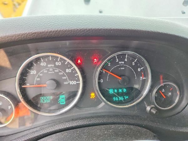 2017 JEEP WRANGLER UNLIMITED SAHARA 4X4