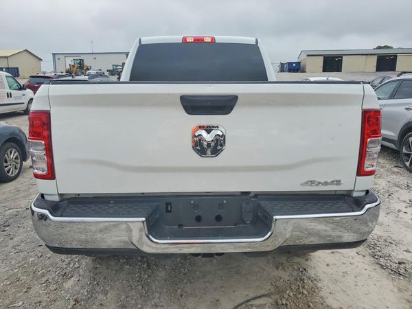 2024 RAM 2500 TRADESMAN CREW CAB 4X4