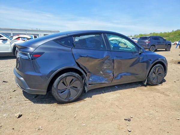 2026 TESLA MODEL Y