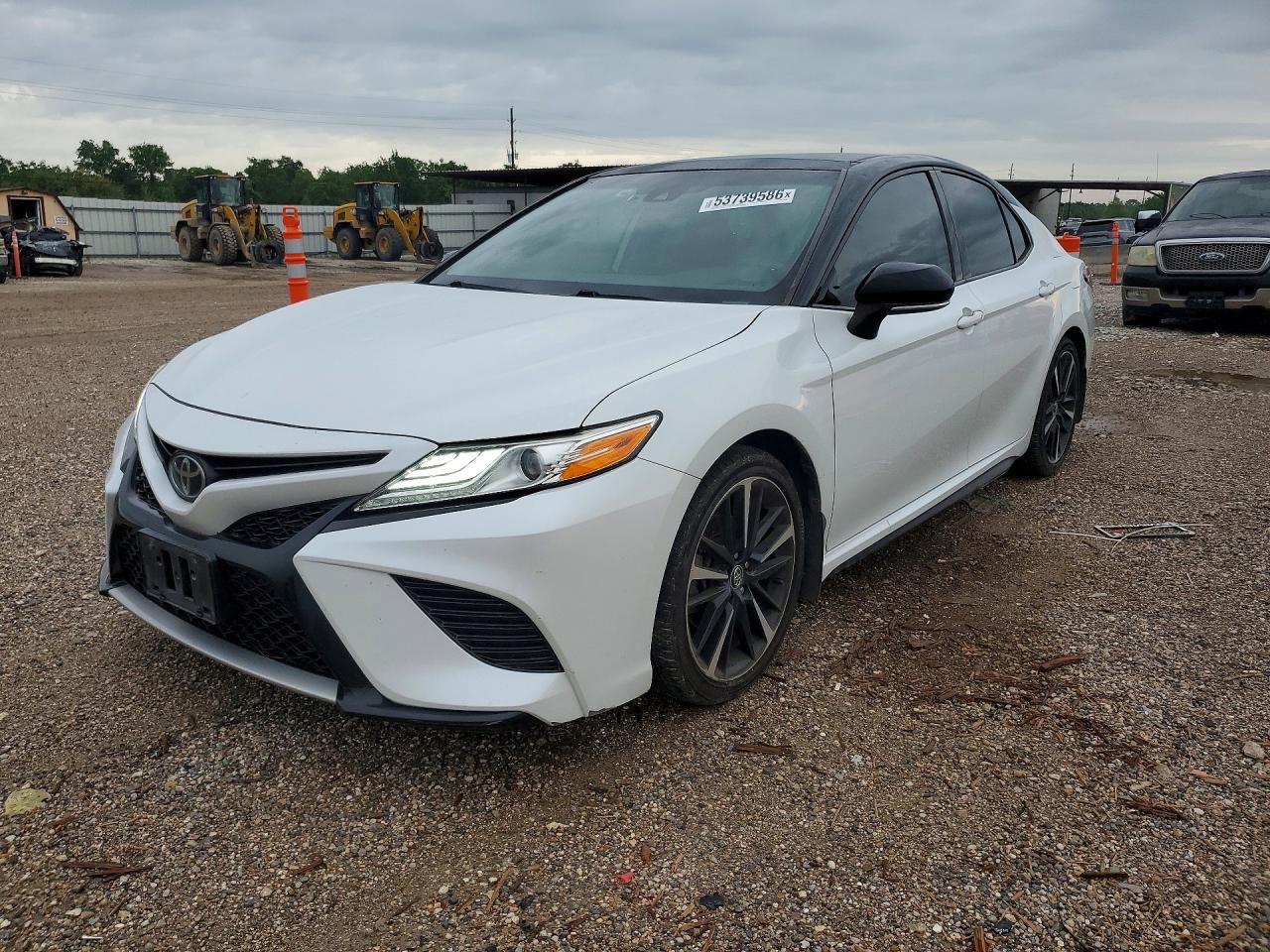 2020 TOYOTA CAMRY