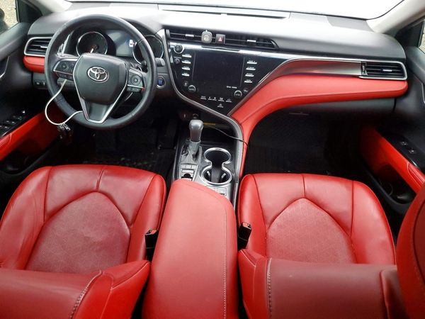 2020 TOYOTA CAMRY