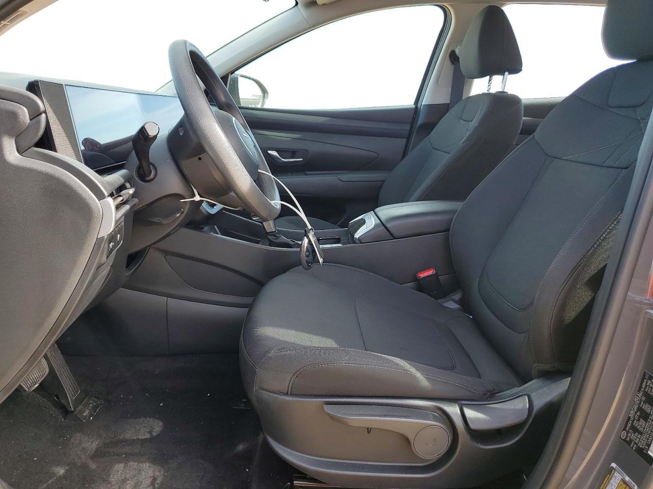 2025 HYUNDAI TUCSON LIMITED FWD SE