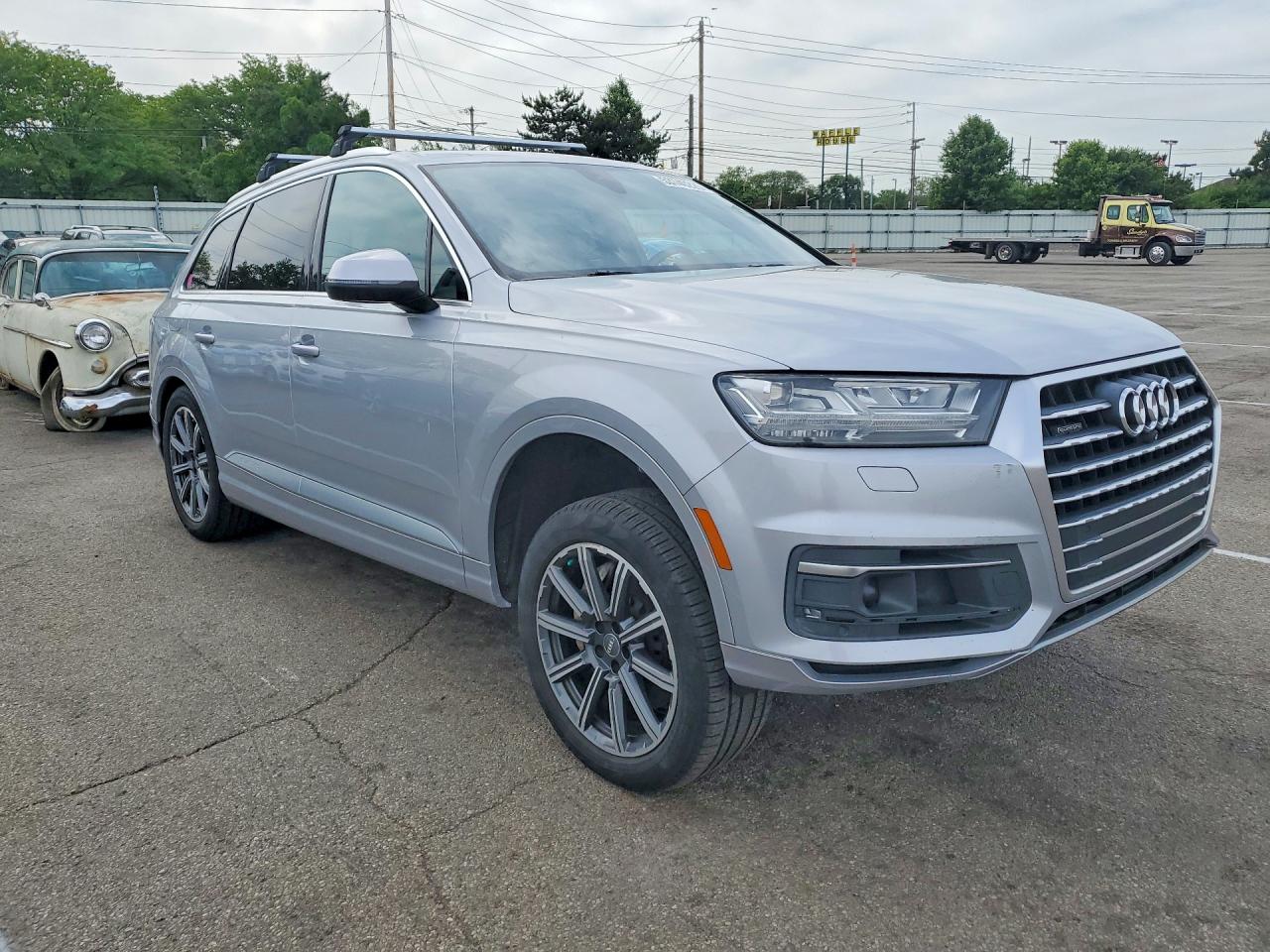 2018 AUDI Q7 quattro Prestige