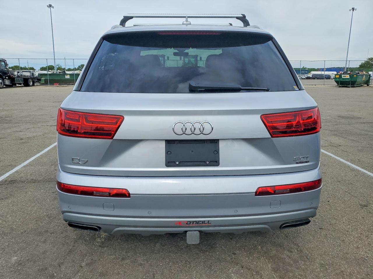 2018 AUDI Q7 quattro Prestige