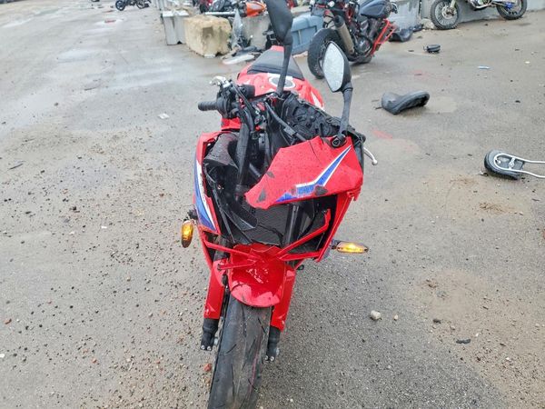 2026 HONDA CBR CYCLE