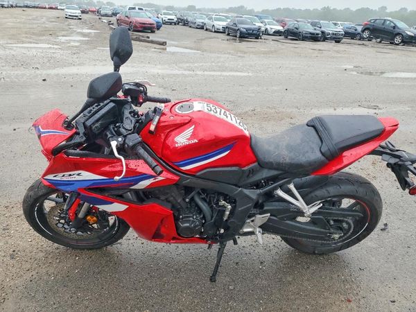 2026 HONDA CBR CYCLE