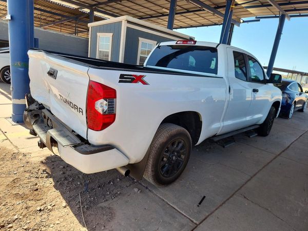 2021 TOYOTA TUNDRA SR5 grade