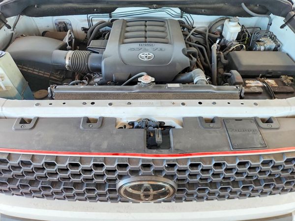 2021 TOYOTA TUNDRA SR5 grade