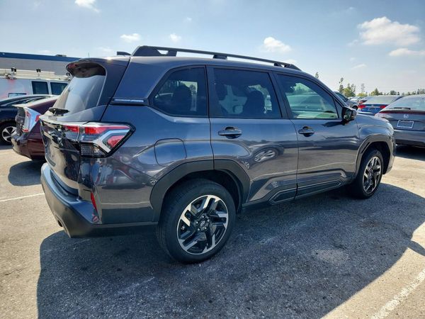 2025 SUBARU FORESTER