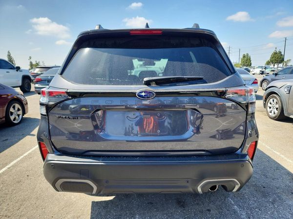 2025 SUBARU FORESTER