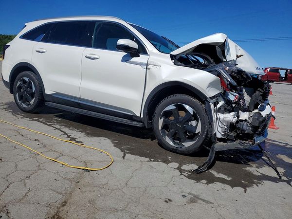 2025 KIA SORENTO