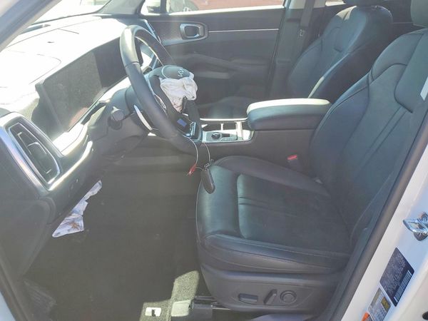 2025 KIA SORENTO