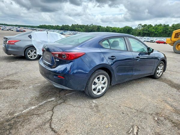 2015 MAZDA 3 Sport/GX