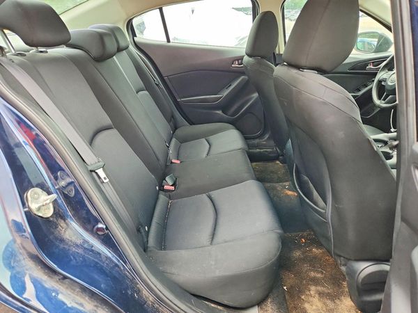 2015 MAZDA 3 Sport/GX