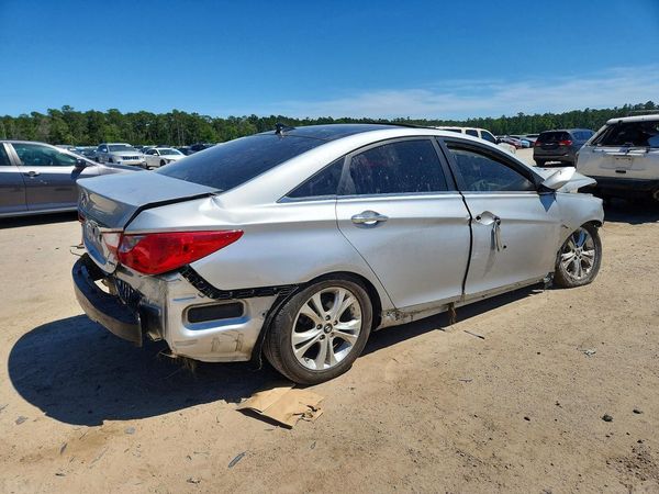 2012 HYUNDAI SONATA